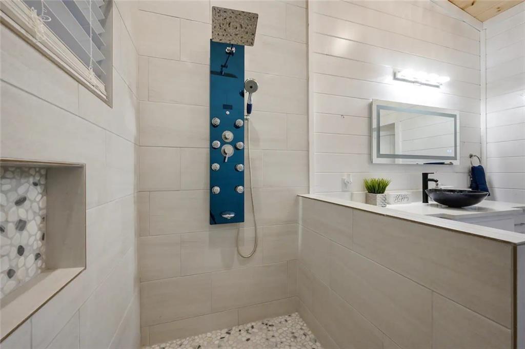 46 Honor Court Property Photo 27