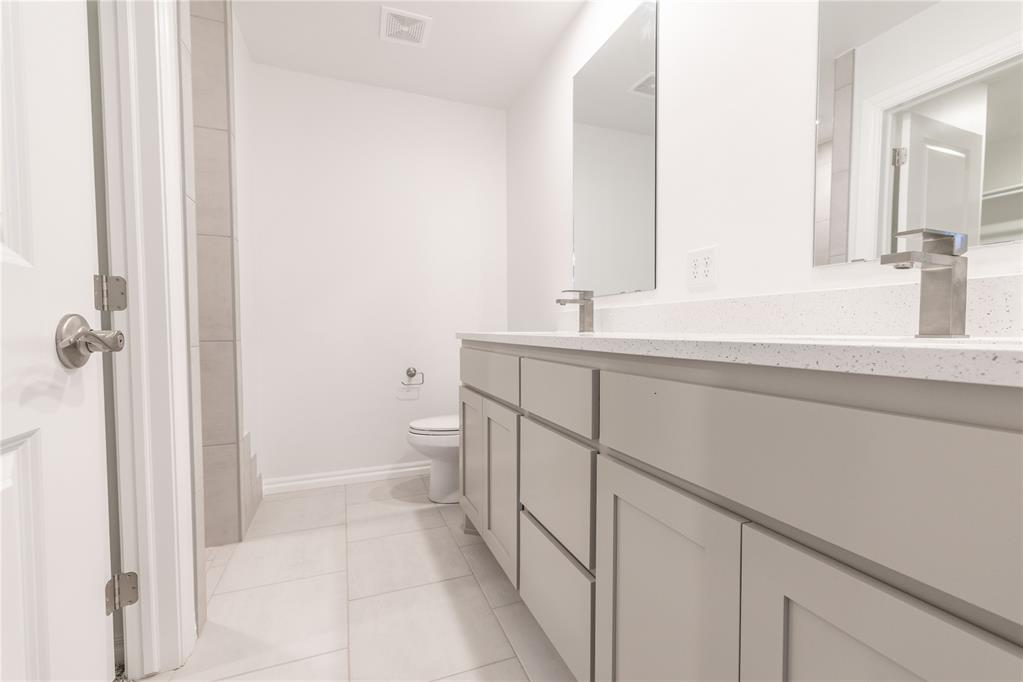 3020 Piper Street Property Photo 11
