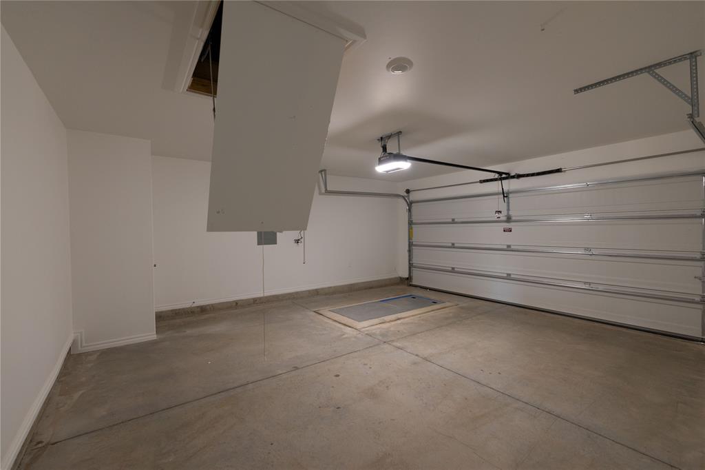 3020 Piper Street Property Photo 23