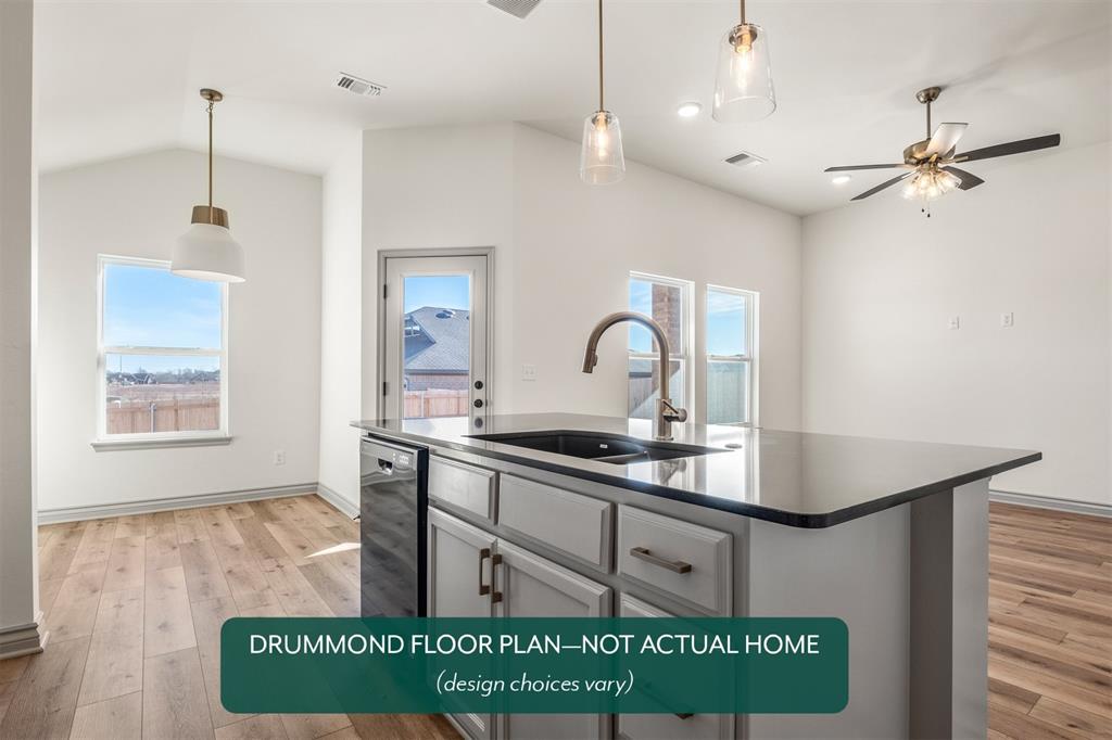 20160 Park Lane Property Photo 10