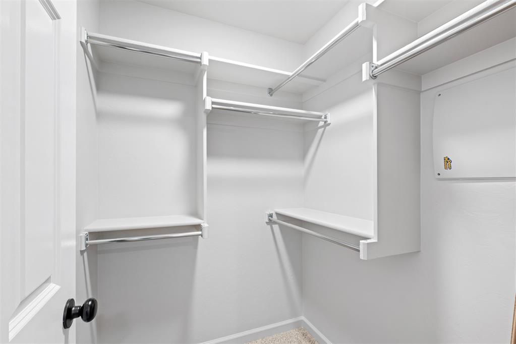 20160 Park Lane Property Photo 30