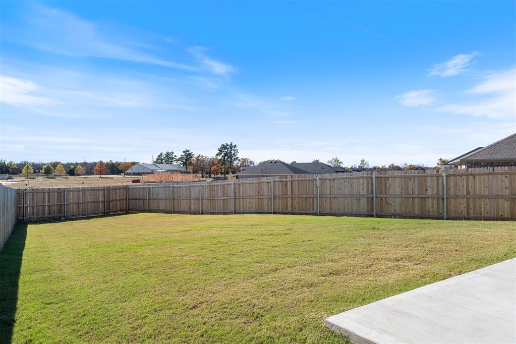 20160 Park Lane Property Photo 34