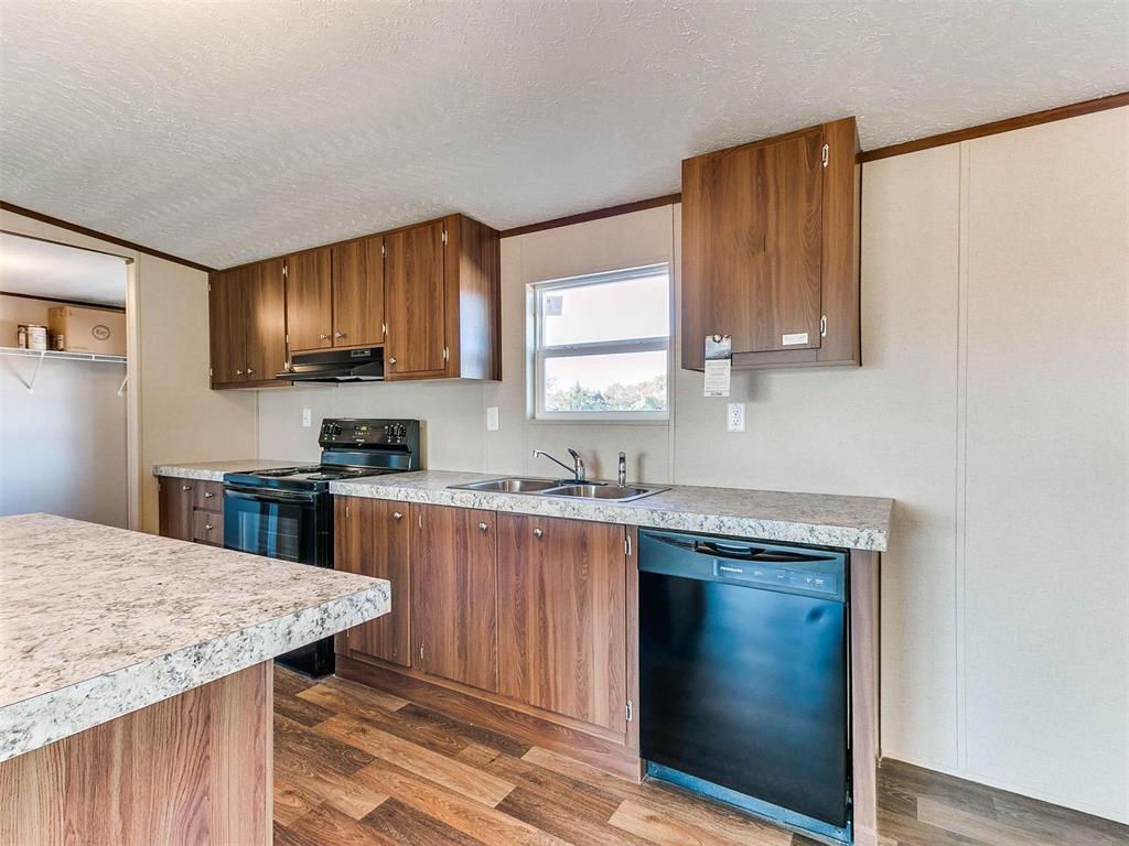 42695 Skyview Drive Property Photo 13