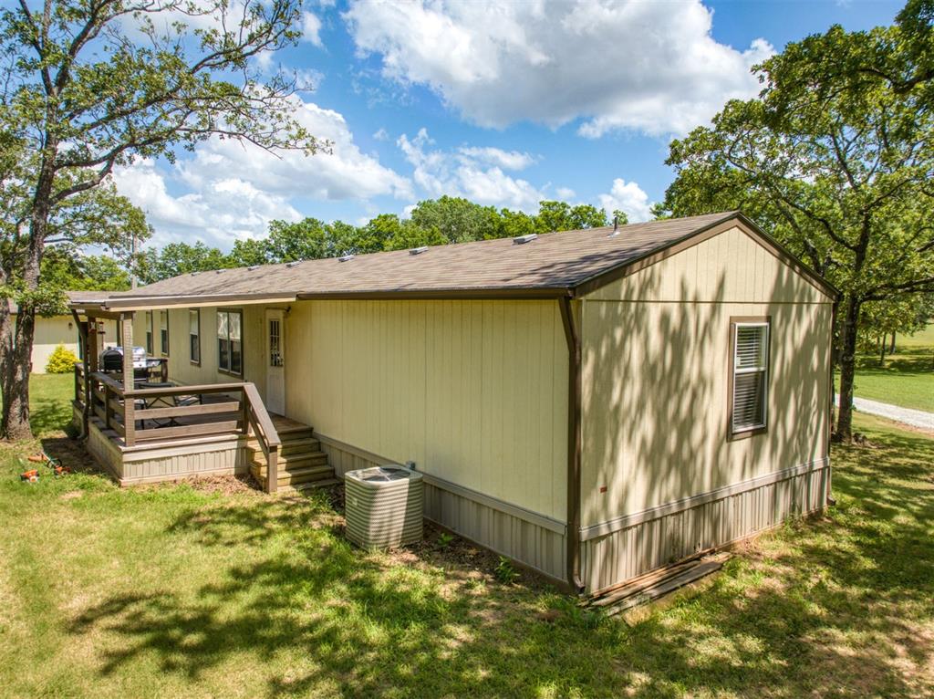 355650 E 990 Road Property Photo 4