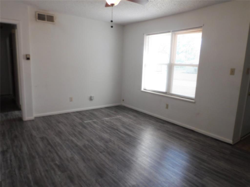 4829 Trina Drive Property Photo 6
