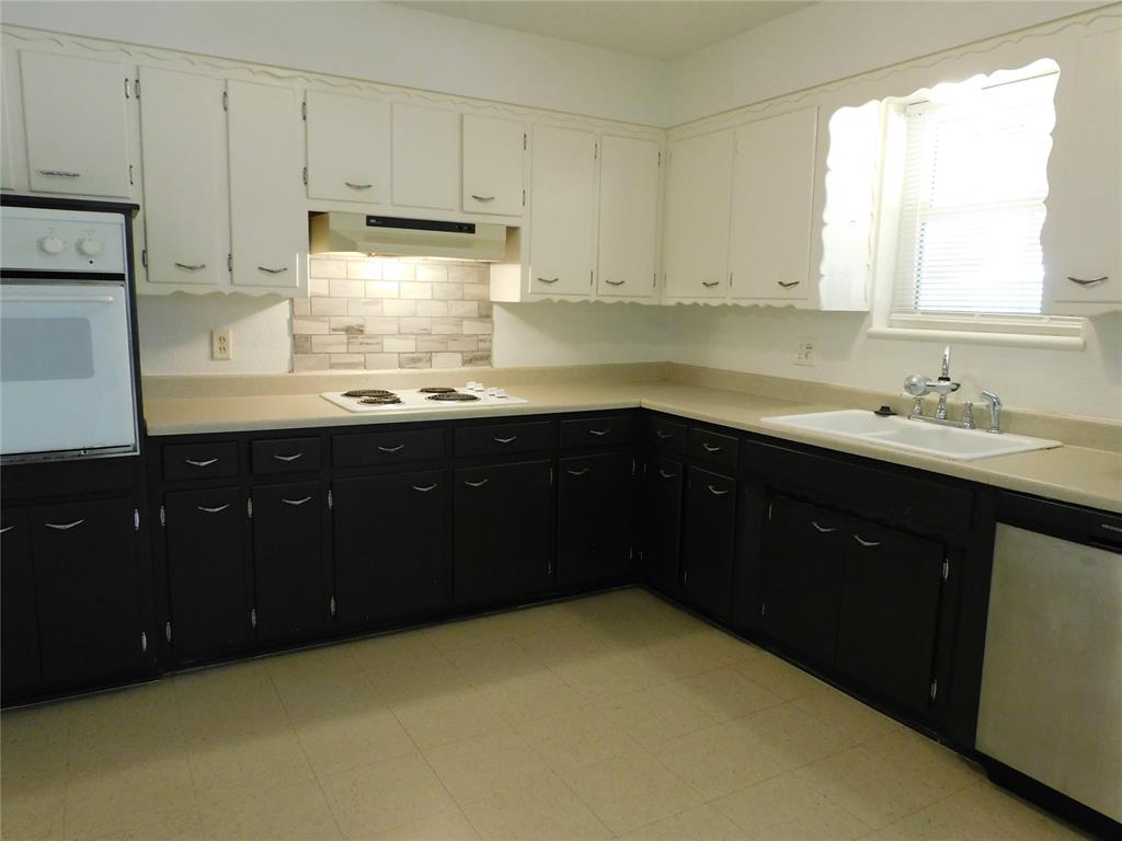 4829 Trina Drive Property Photo 13
