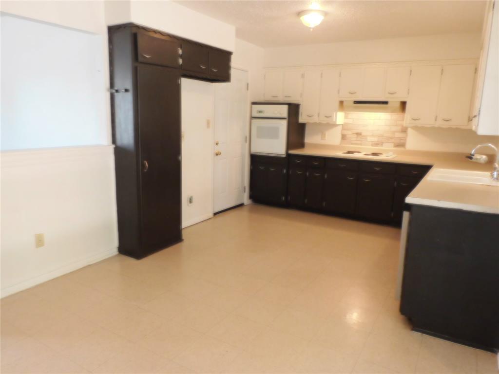 4829 Trina Drive Property Photo 14