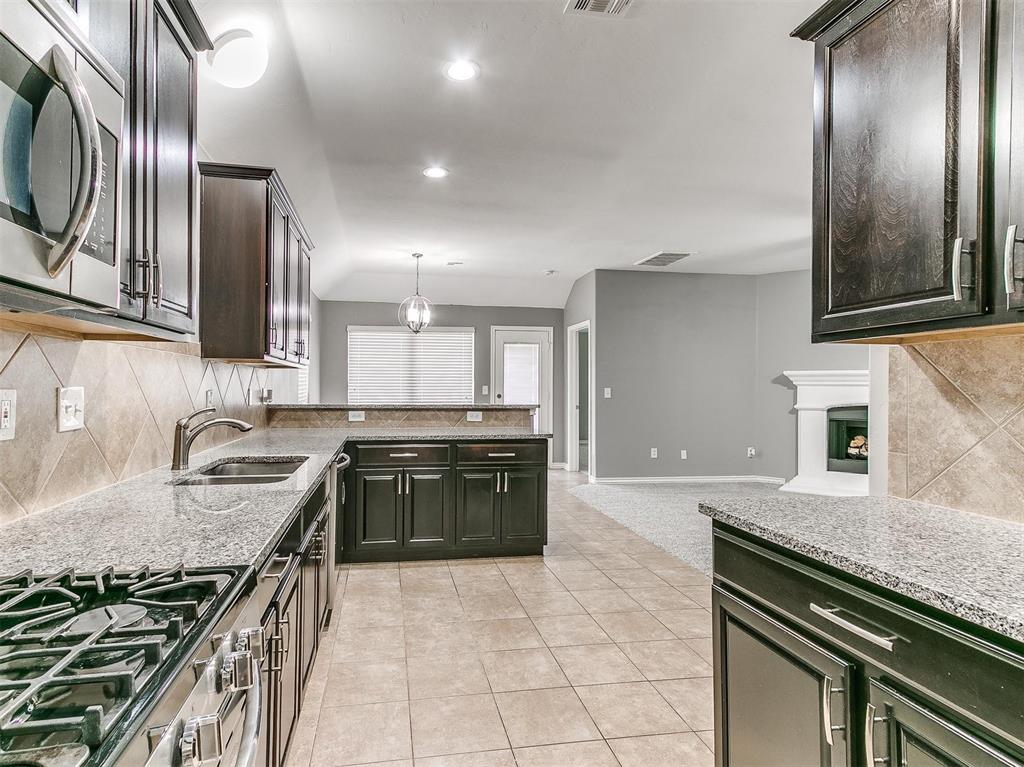 3420 Nw 176th Street Property Photo 4