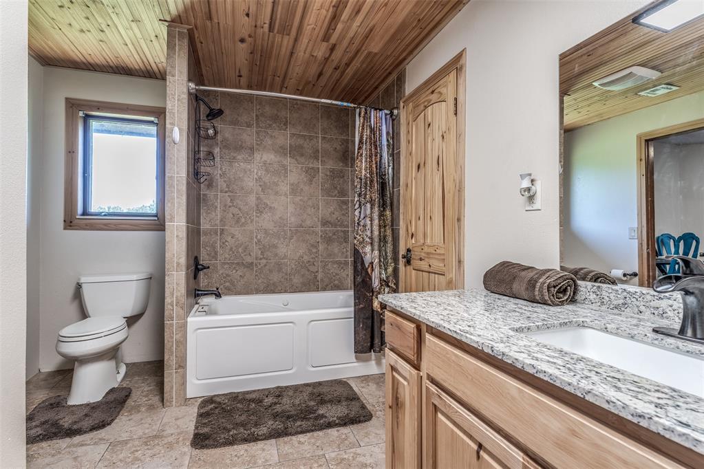13044 Old Highway 99 S Property Photo 44