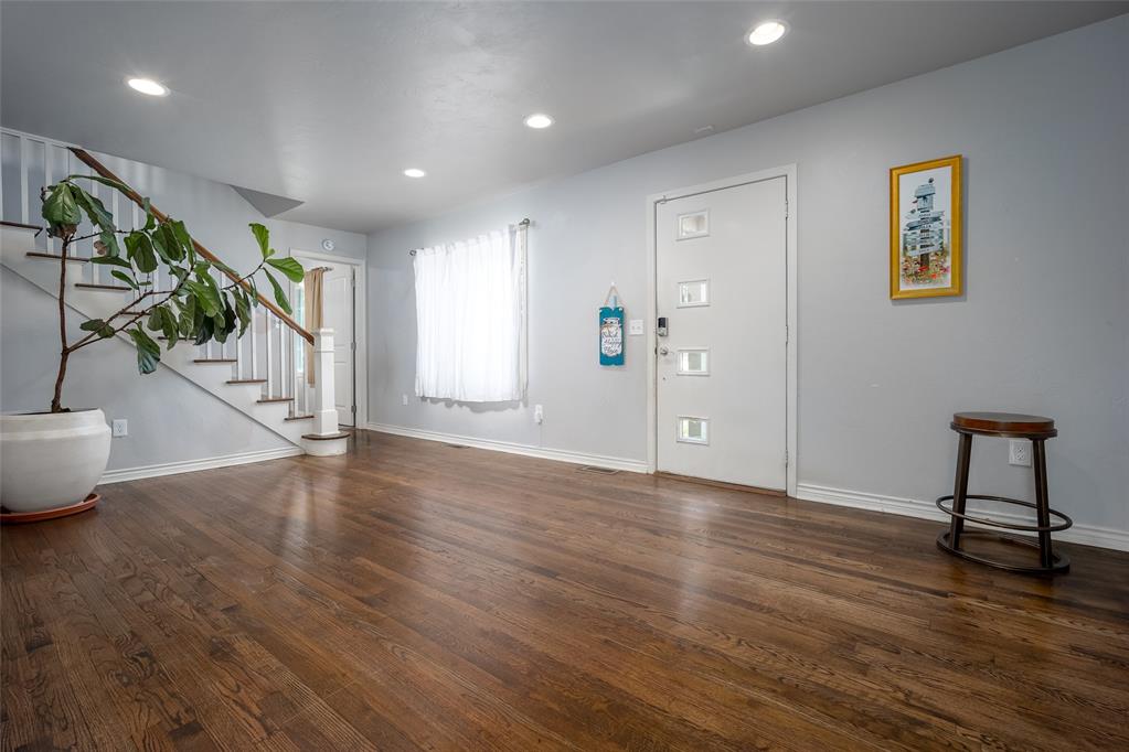 2824 Nw 43rd Street Property Photo 5