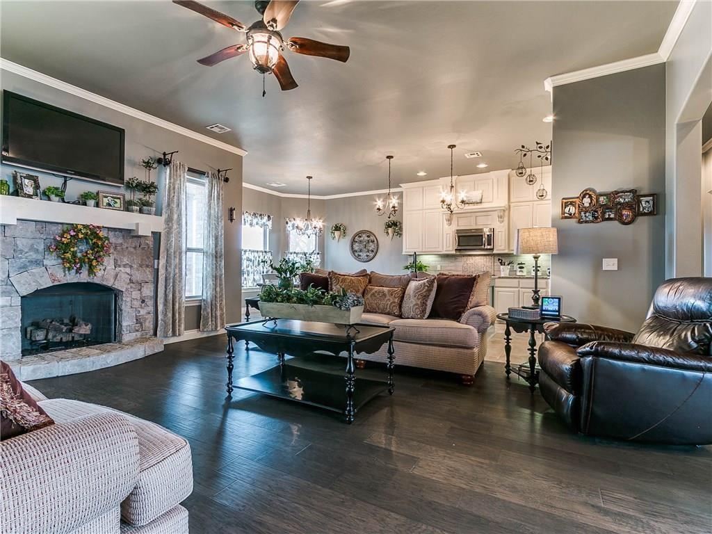 2145 Sycamore Creek Avenue Property Photo 4