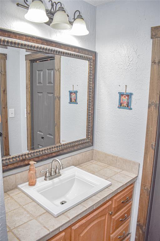 20 S Liberty Lane Property Photo 18