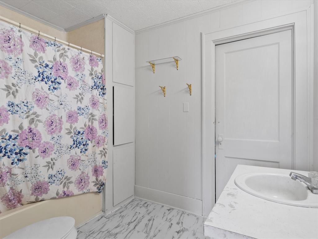 45453 Highway 59 Property Photo 11