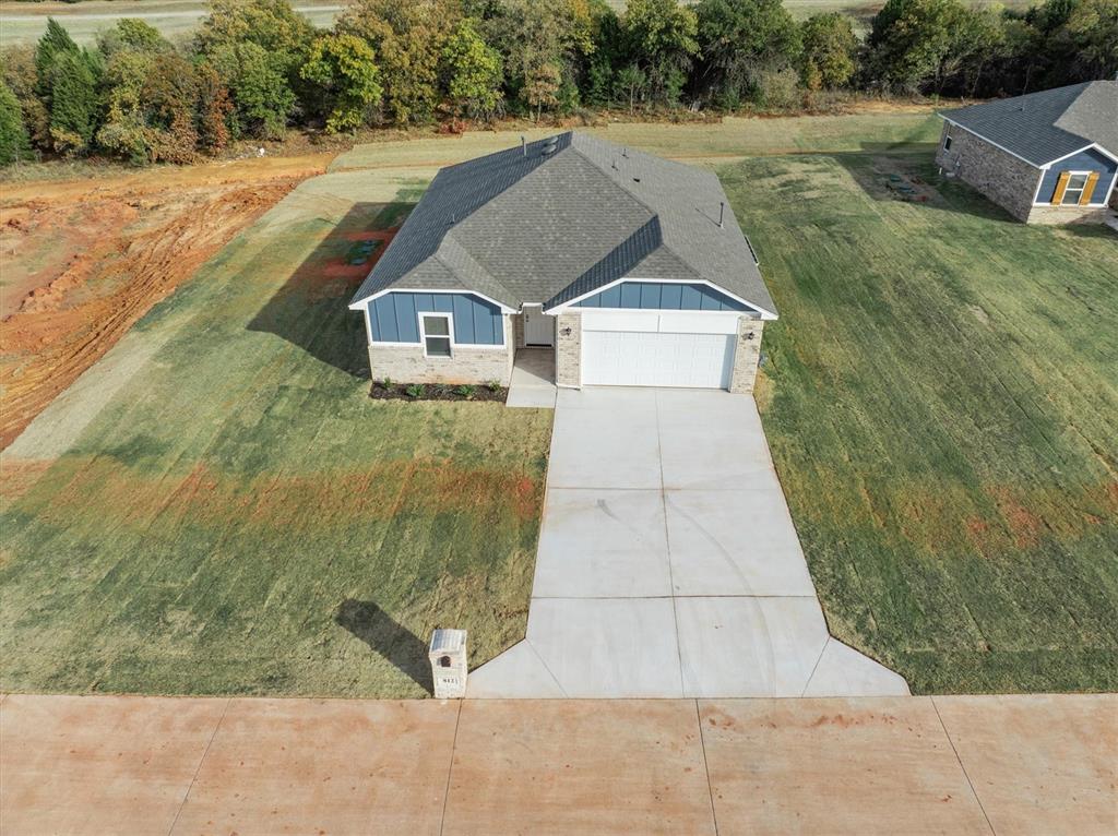 812 Stella Trail Property Photo 8