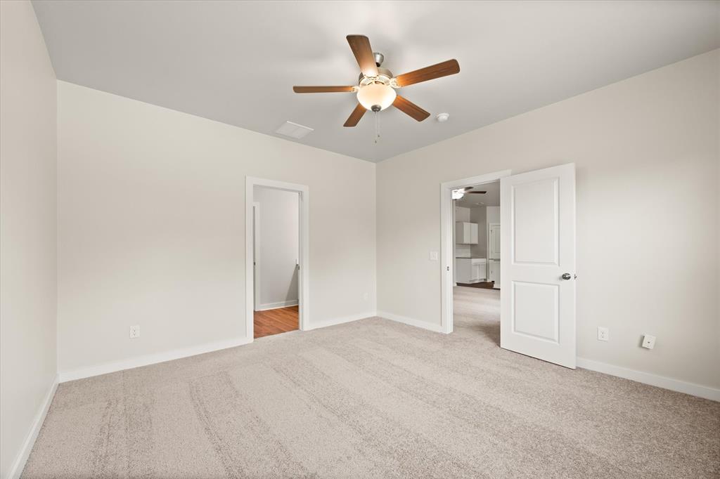 812 Stella Trail Property Photo 26