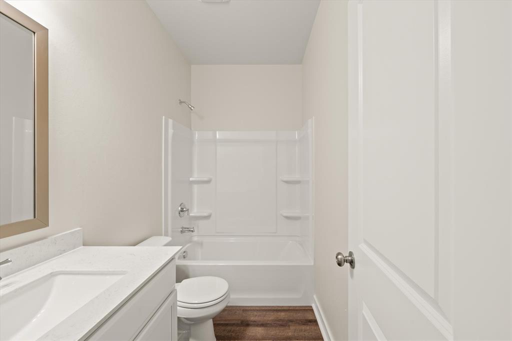 812 Stella Trail Property Photo 34