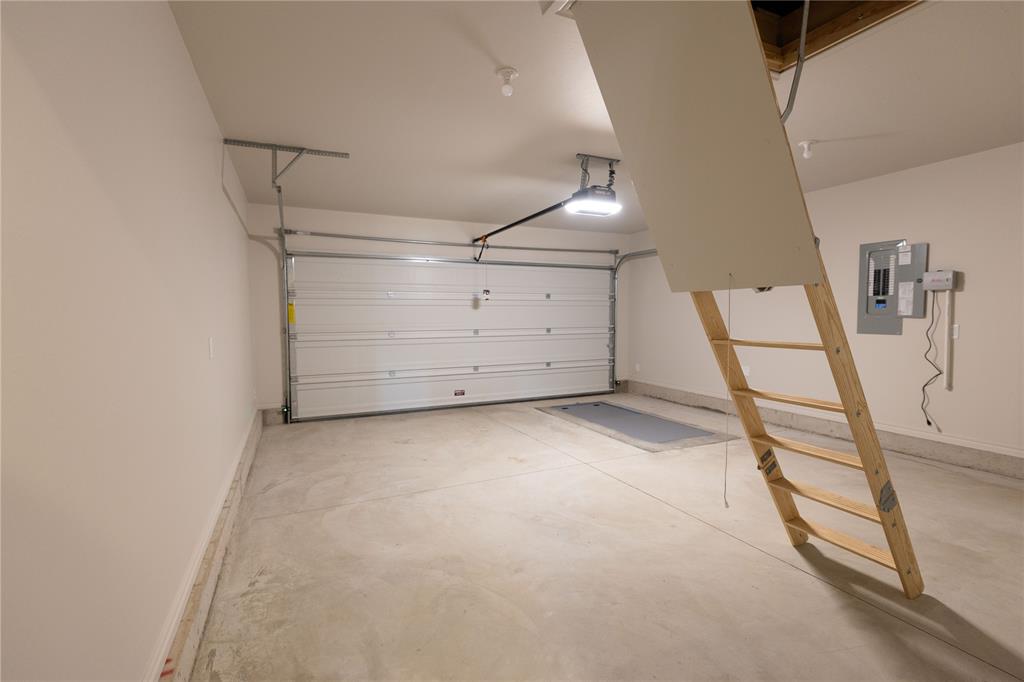 8713 Poppey Place Property Photo 24