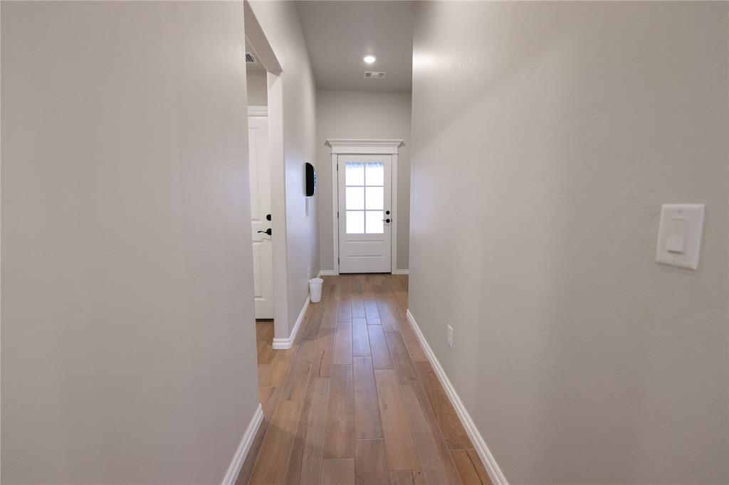 1003 Se 30th Street Property Photo 19