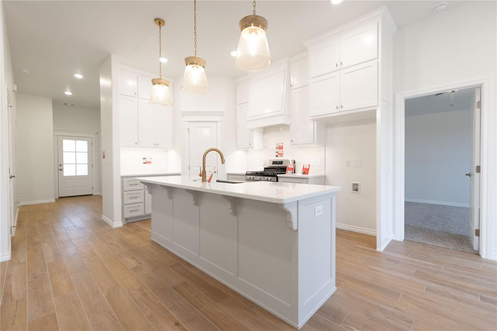 1706 Zayden Lane Property Photo 4