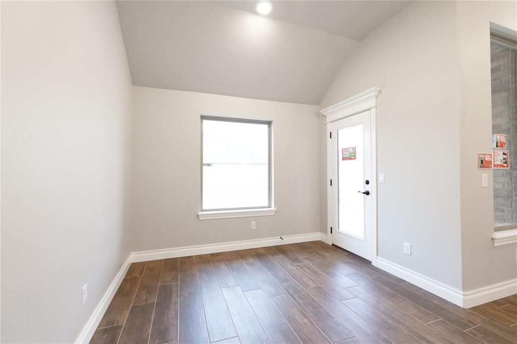 1733 Taines Turn Property Photo 5