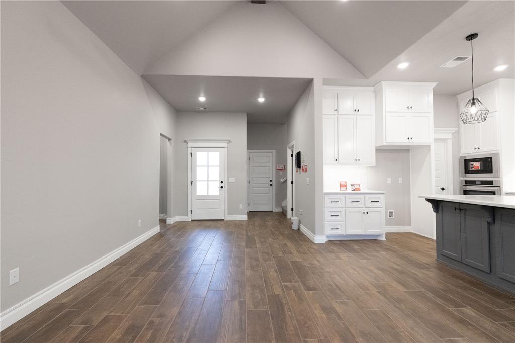 1733 Taines Turn Property Photo 7