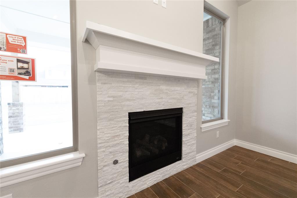 1733 Taines Turn Property Photo 10
