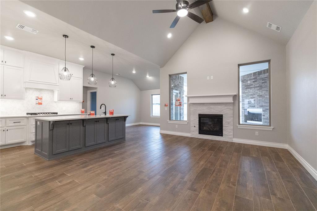 1733 Taines Turn Property Photo 11