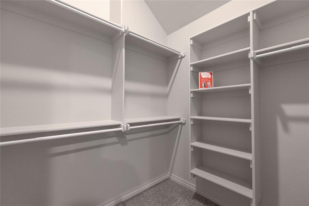 1733 Taines Turn Property Photo 18
