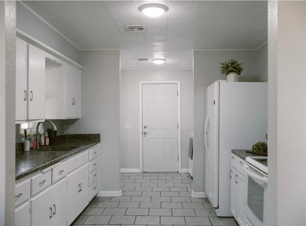502 Sw 10th Street Property Photo 8