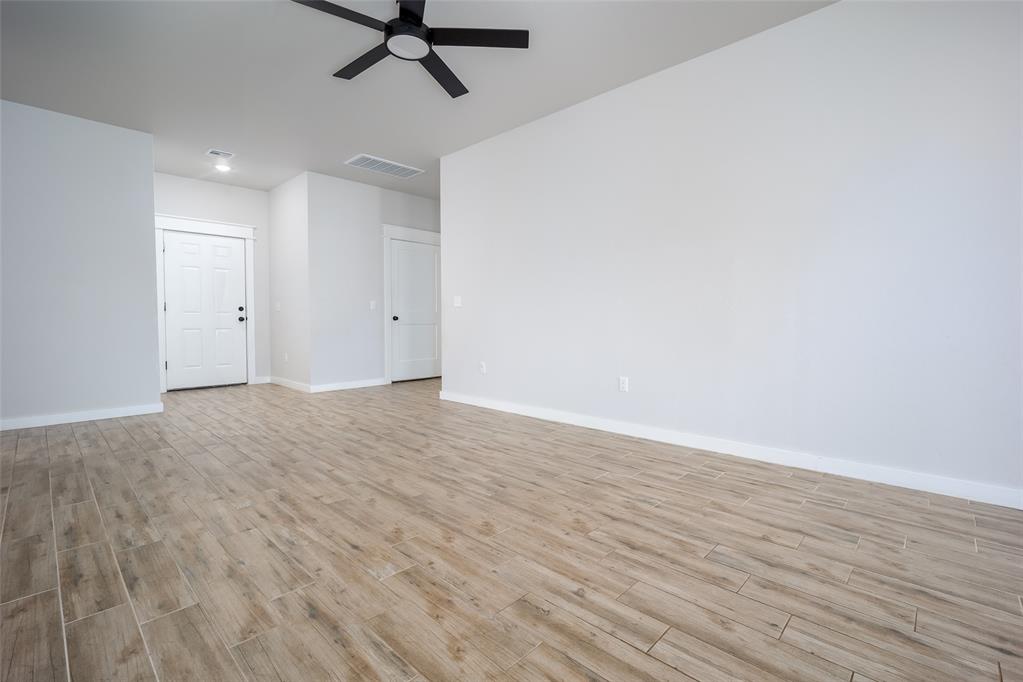 815 N Monroe Property Photo 6
