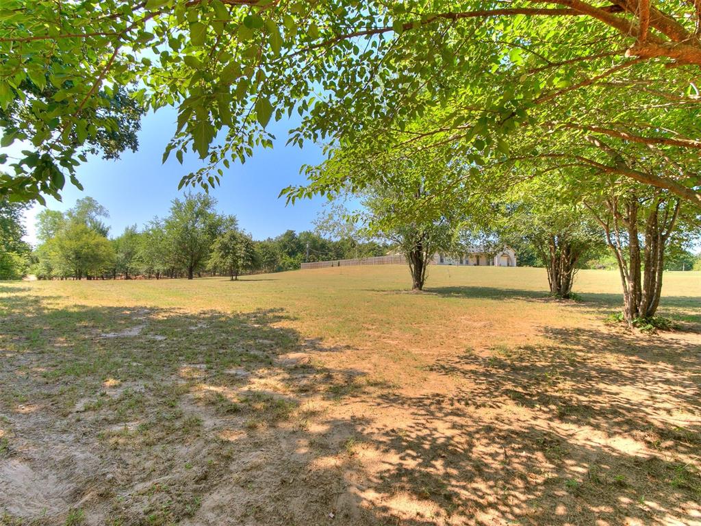 14101 N Anderson Road Property Photo 2