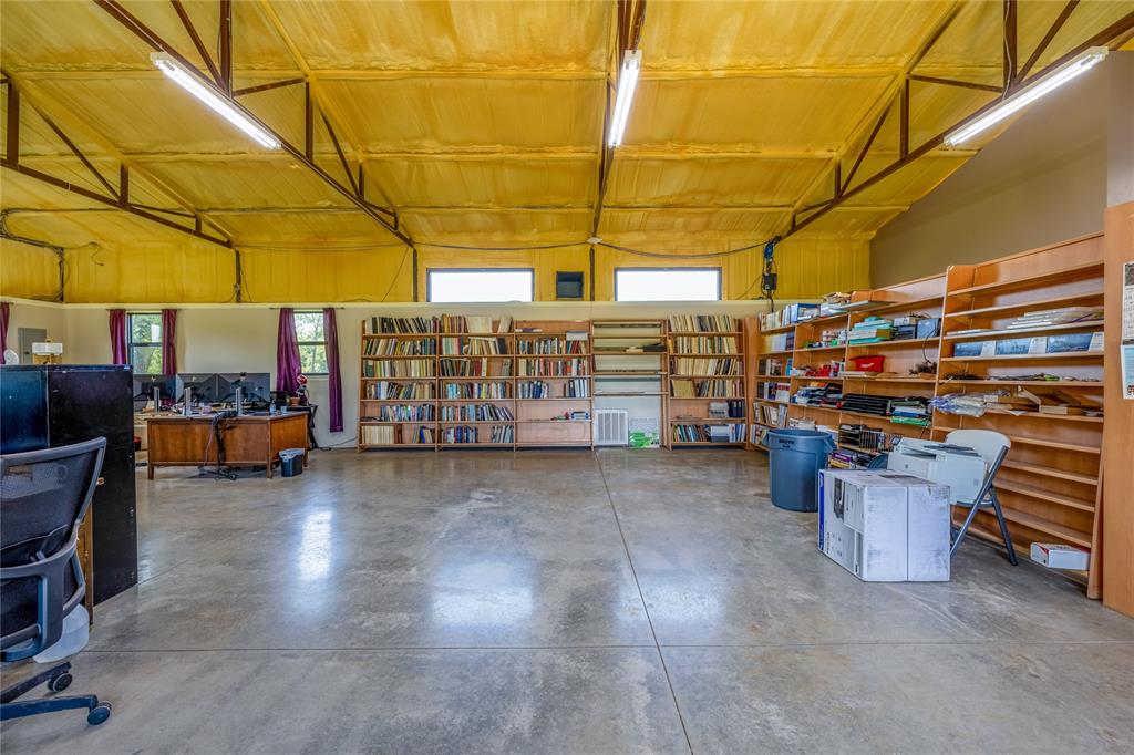 746 E Center Road Property Photo 15