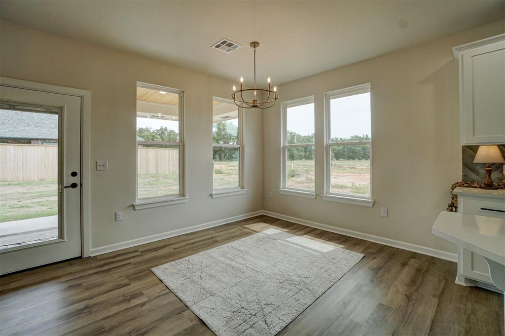 204 Outlander Way Property Photo 11