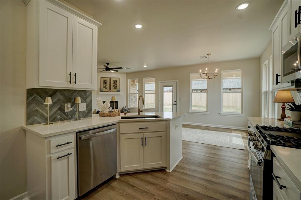 204 Outlander Way Property Photo 14
