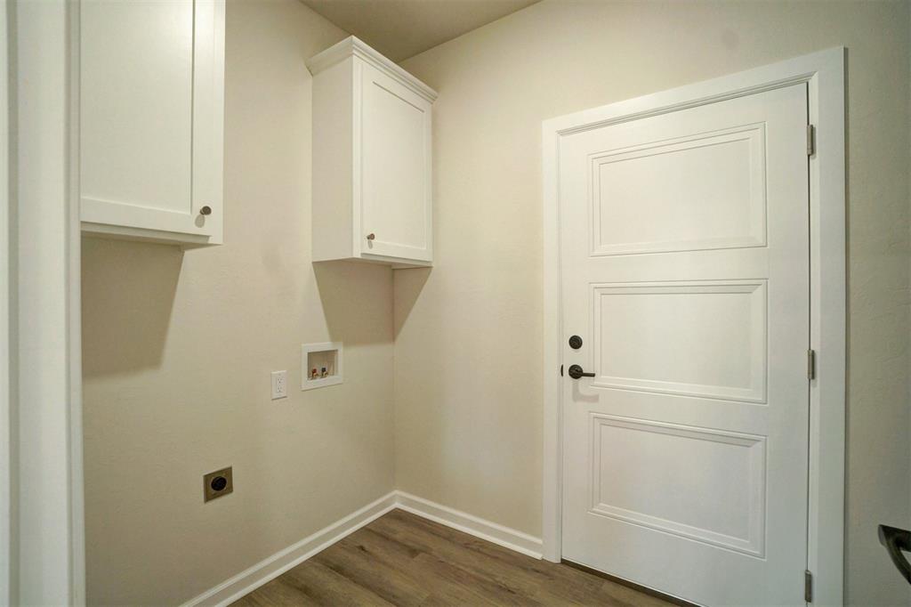 204 Outlander Way Property Photo 37