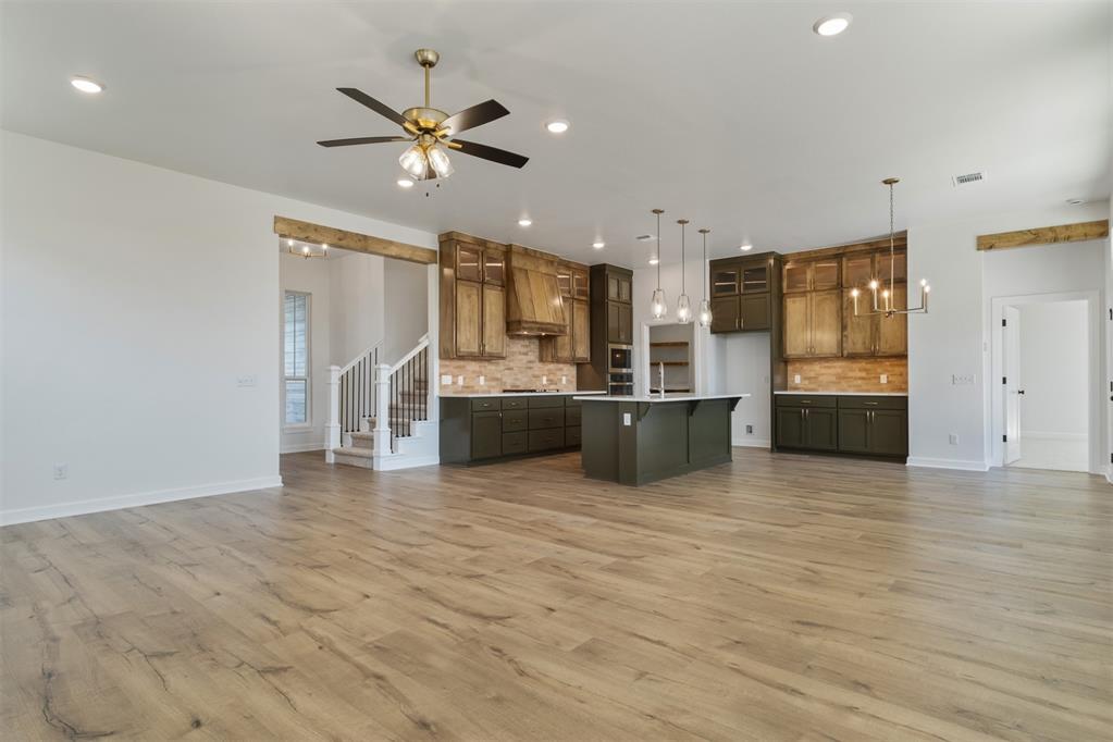 15908 Flint Drive Property Photo 5