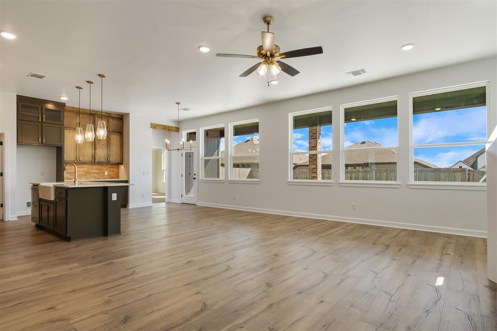 15908 Flint Drive Property Photo 6