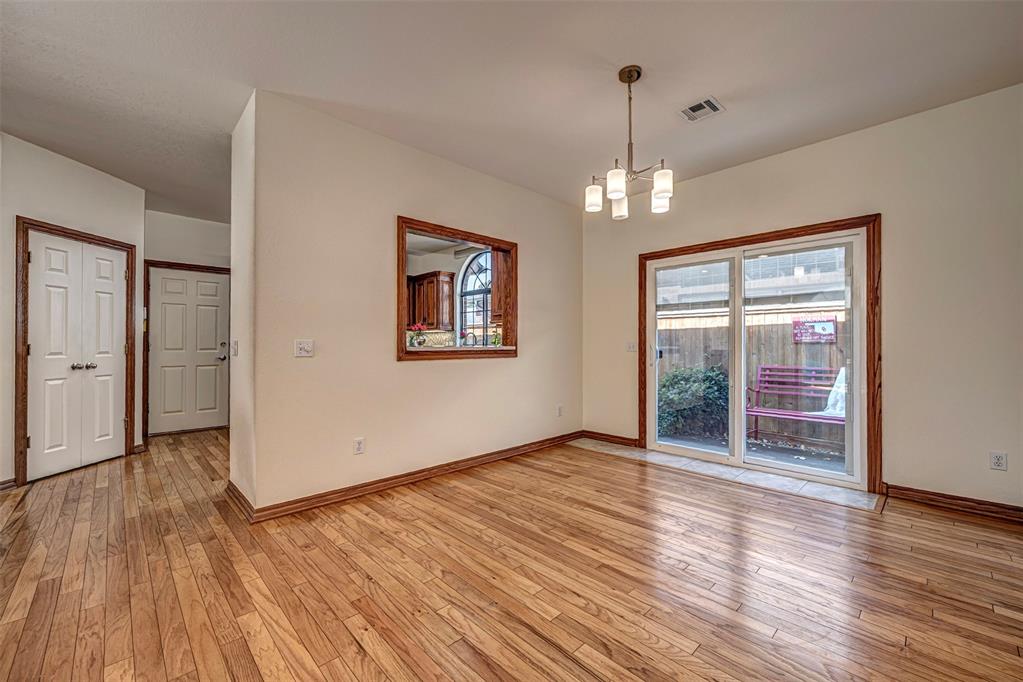 1109 Pinehurst Drive Property Photo 17