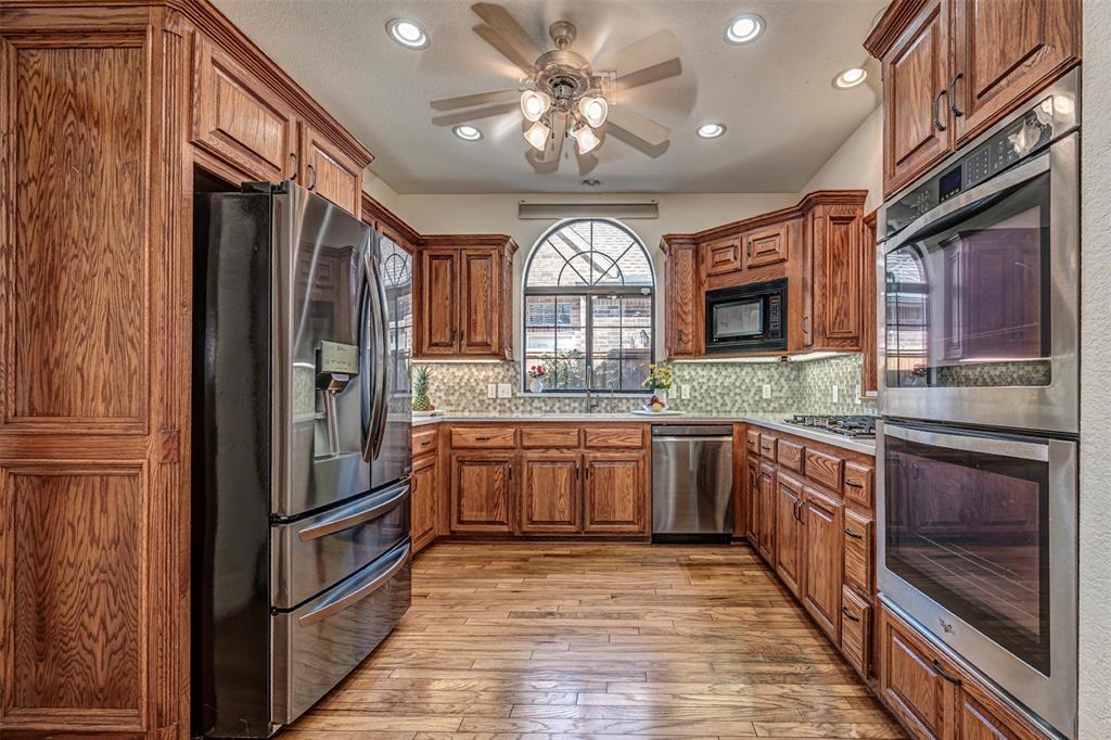 1109 Pinehurst Drive Property Photo 19