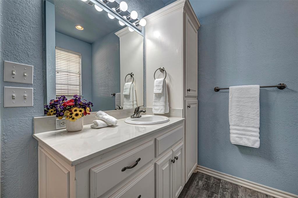 1109 Pinehurst Drive Property Photo 32