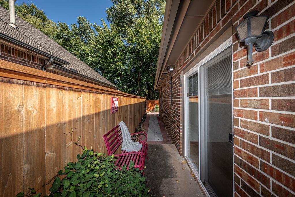 1109 Pinehurst Drive Property Photo 37
