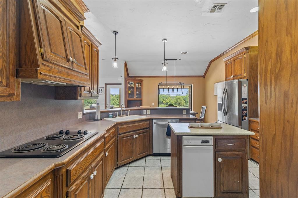 1162 County Road 1341 Property Photo 9