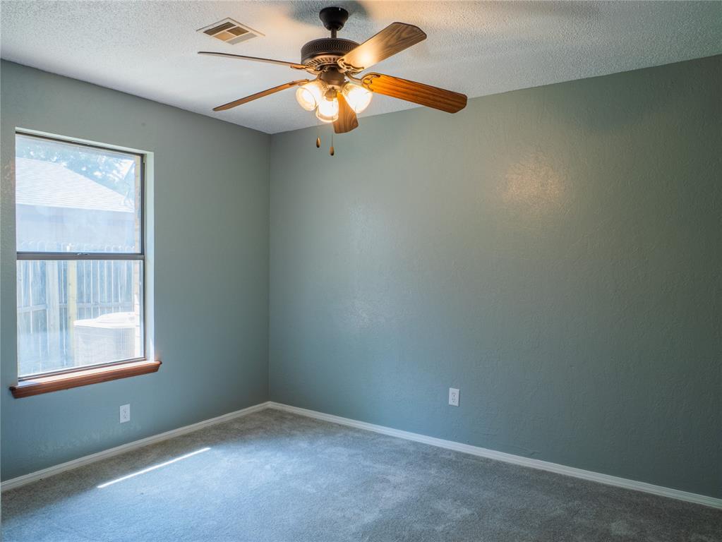 2523 Ne Heritage Creek Drive Property Photo 30