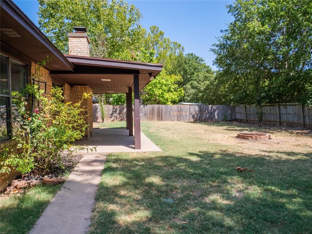 2523 Ne Heritage Creek Drive Property Photo 37