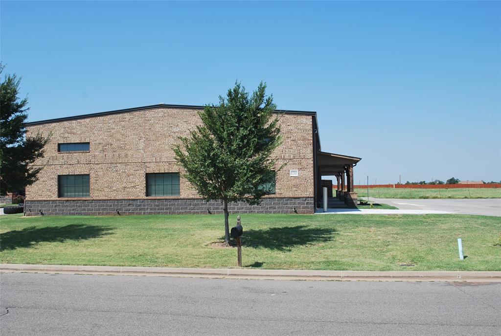 12313 N Meritt Avenue Property Photo 1