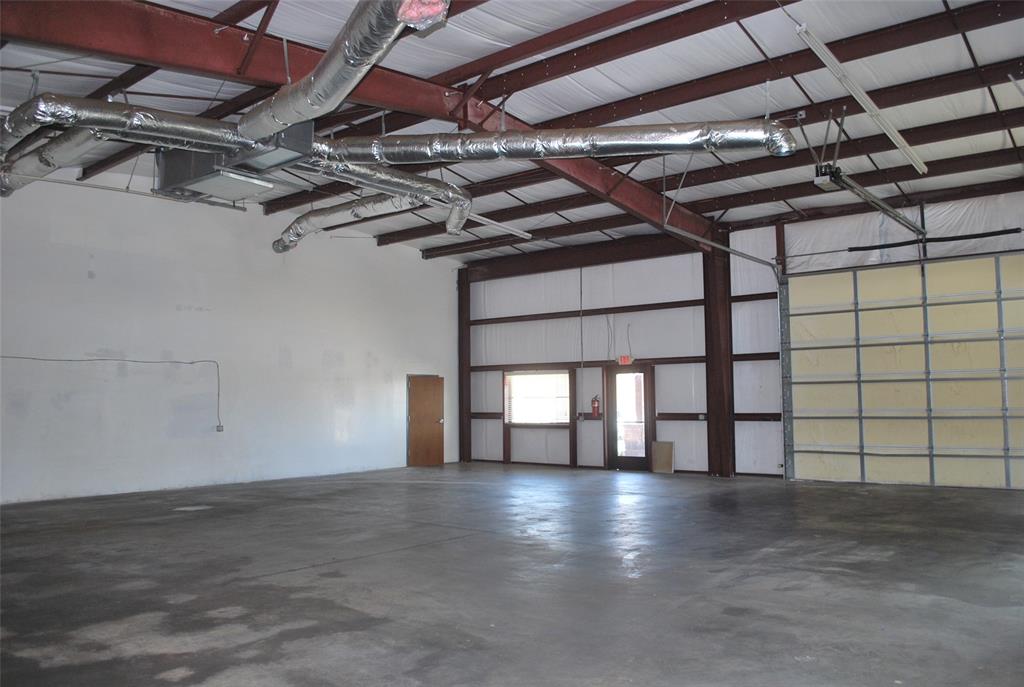 12313 N Meritt Avenue Property Photo 6