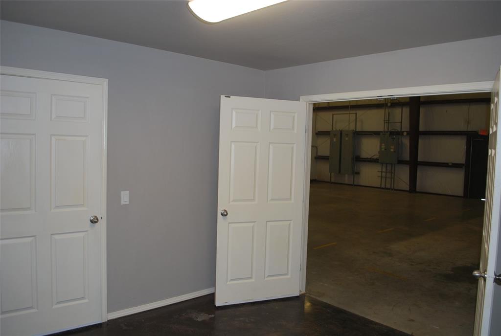 12313 N Meritt Avenue Property Photo 15
