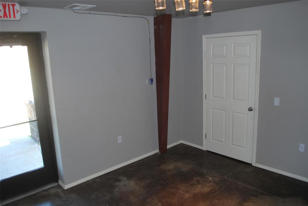 12313 N Meritt Avenue Property Photo 26