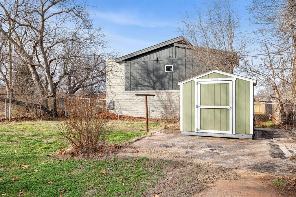 913 Ne 28th Street Property Photo 21