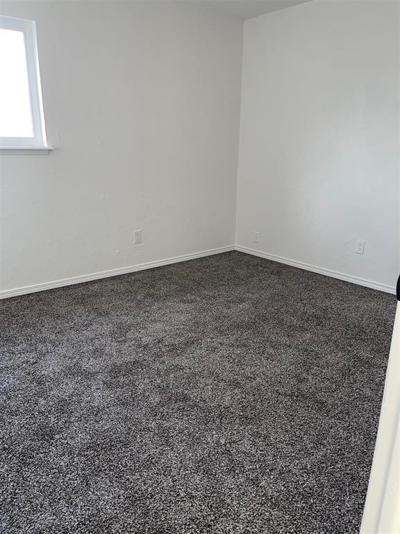 6220 S Douglas Avenue Property Photo 14